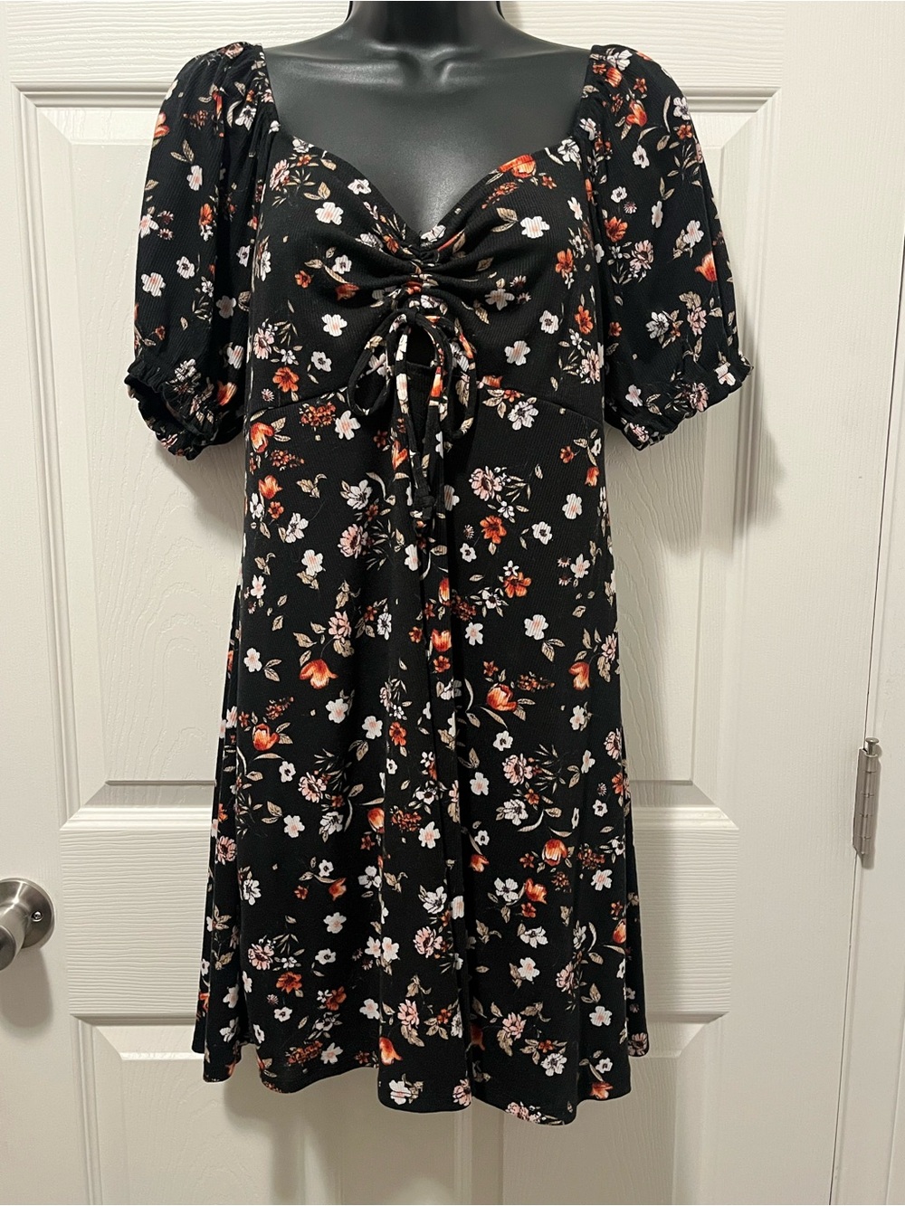 Live to be spoiled Black Floral Mini Dress with Puff Sleeves and Tie Front XL